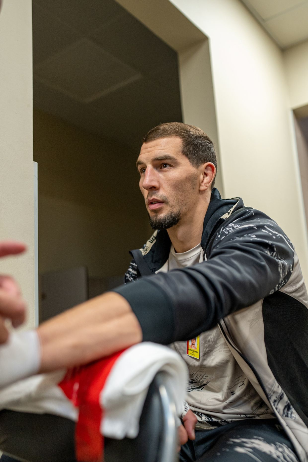 UFC Paris: беспощадная рубка тяжеловесов закончилась победой Гана!