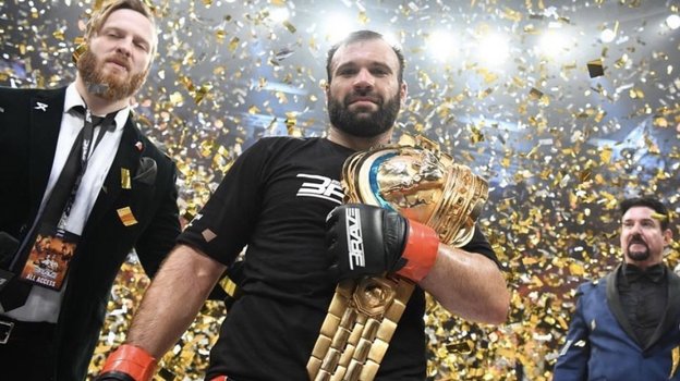 Охранять президента ответственнее, чем выступать в ММА. Россиянин из UFC служил в ГРУ и мог подраться с Александром Емельяненко