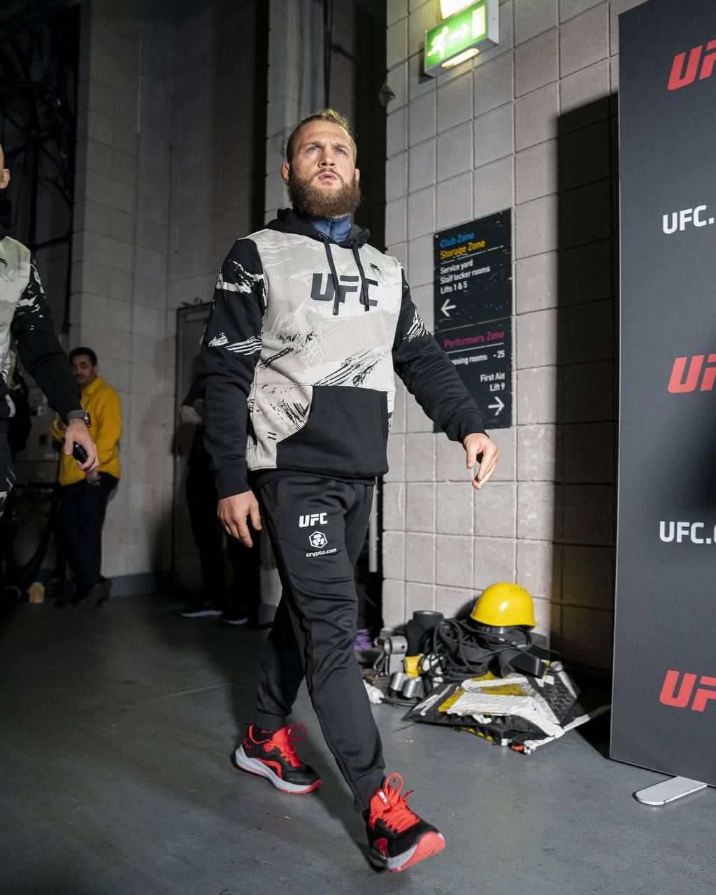 UFC 286: Камару Усман напихал Дане Уайту. Скандальное решение: Эдвардс — чемпион