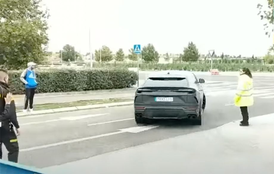 Lamborghini 2022 Тибо Куртуа