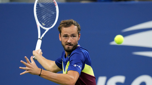 Медведев выдал трехчасовой перформанс на US Open. Потрепал нервы и себе, и зрителям