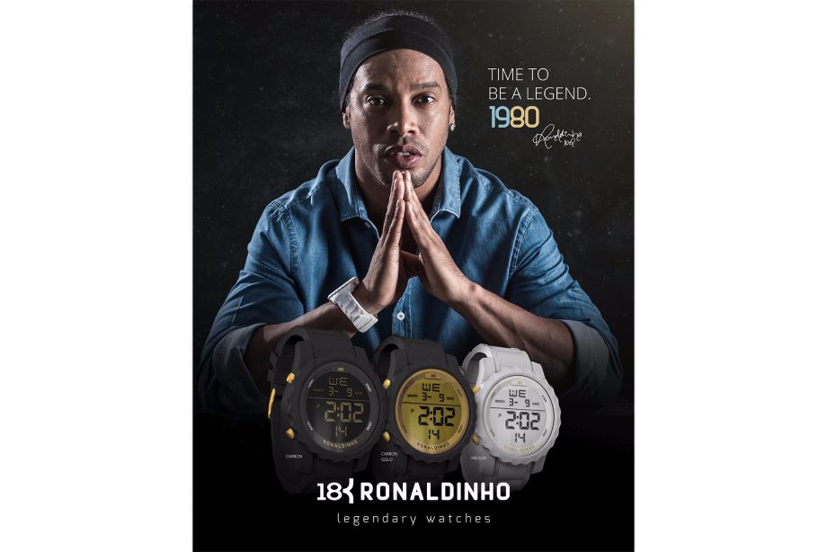 Реклама 18K Ronaldinho с участием Роналдиньо