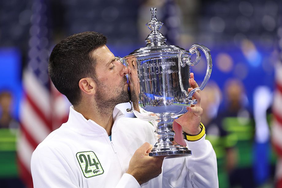 Новак Джокович с кубком US Open 