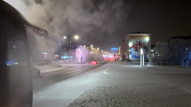 Улица в Норильске при температуре в -30.